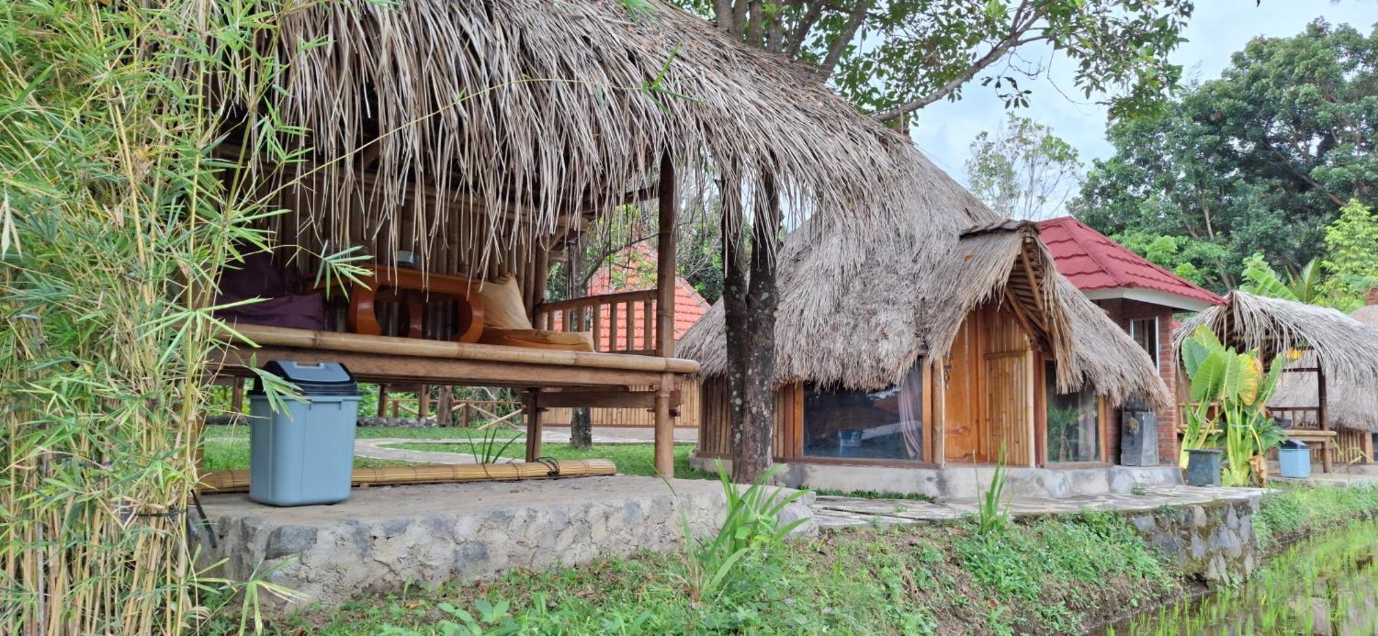Uma Nirmala Aling-Aling Hotel Singaraja  Exterior photo